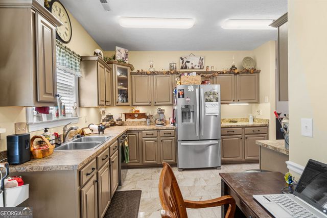 419 Long View Cir., Hiawassee, GA 30546