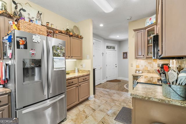 419 Long View Cir., Hiawassee, GA 30546