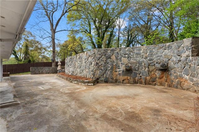 2634 Birch Street SE, Smyrna, GA 30080