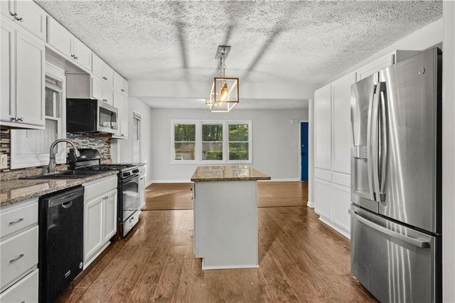 2634 Birch Street SE, Smyrna, GA 30080