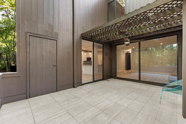 282 Litchfield Lane, Houston, TX 77024