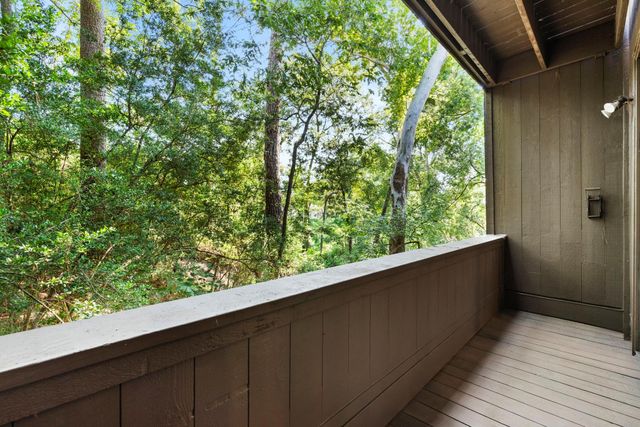 282 Litchfield Lane, Houston, TX 77024