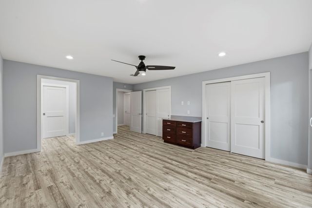 282 Litchfield Lane, Houston, TX 77024