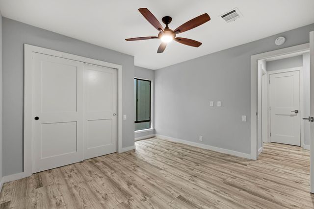 282 Litchfield Lane, Houston, TX 77024