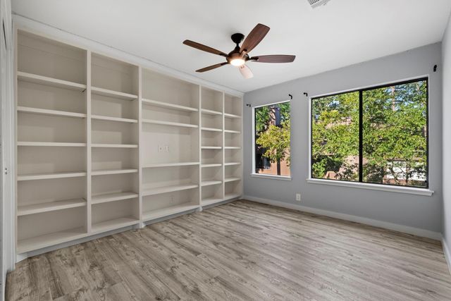 282 Litchfield Lane, Houston, TX 77024