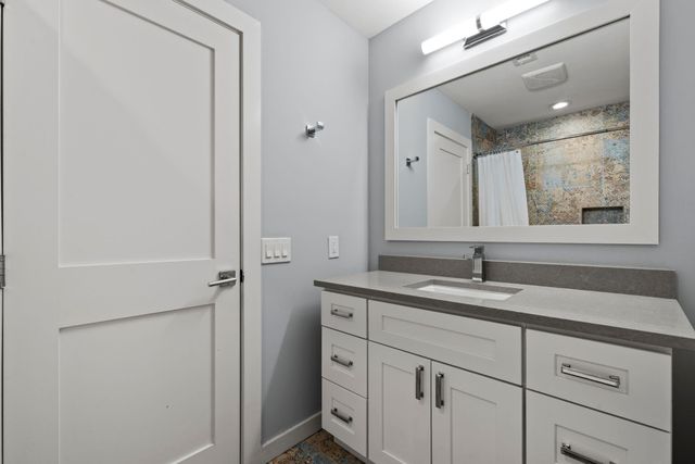 282 Litchfield Lane, Houston, TX 77024