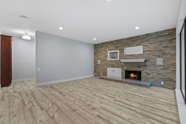 282 Litchfield Lane, Houston, TX 77024