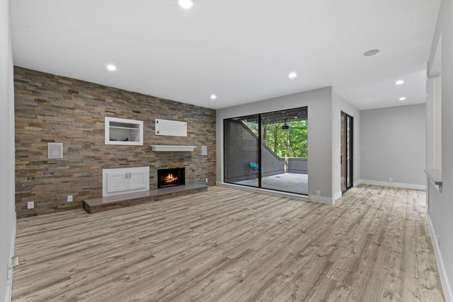 282 Litchfield Lane, Houston, TX 77024