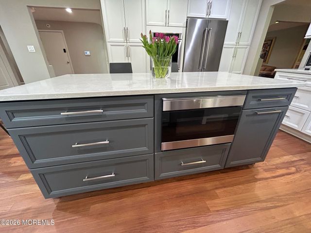 46 Thomas Drive, Manalapan, NJ 07726