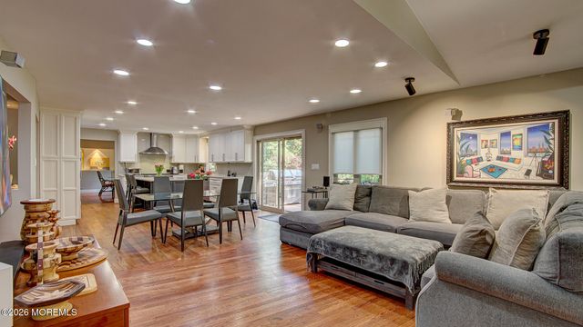 46 Thomas Drive, Manalapan, NJ 07726