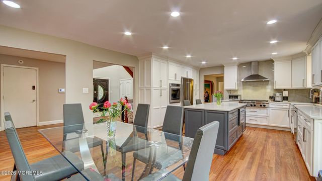 46 Thomas Drive, Manalapan, NJ 07726
