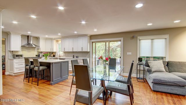 46 Thomas Drive, Manalapan, NJ 07726