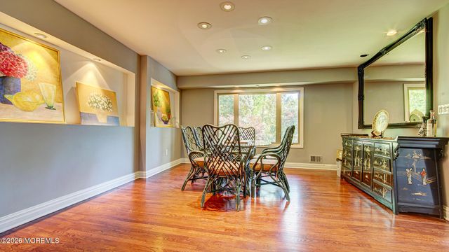 46 Thomas Drive, Manalapan, NJ 07726