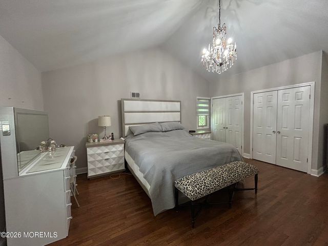 46 Thomas Drive, Manalapan, NJ 07726