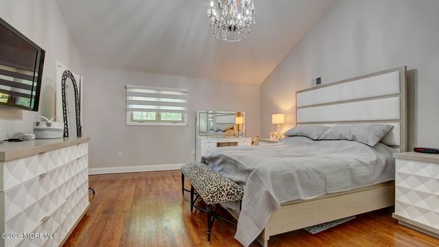 46 Thomas Drive, Manalapan, NJ 07726