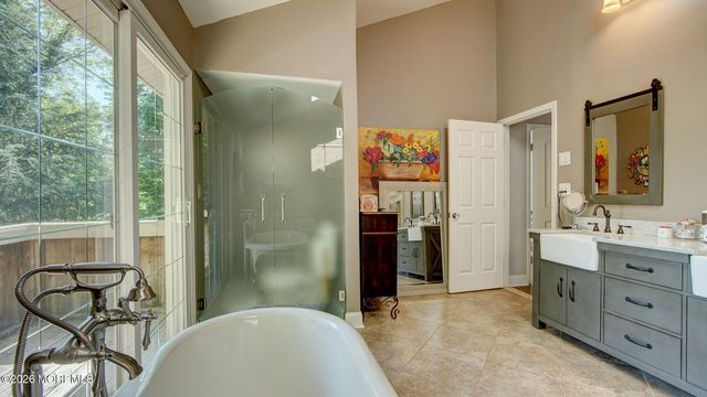46 Thomas Drive, Manalapan, NJ 07726