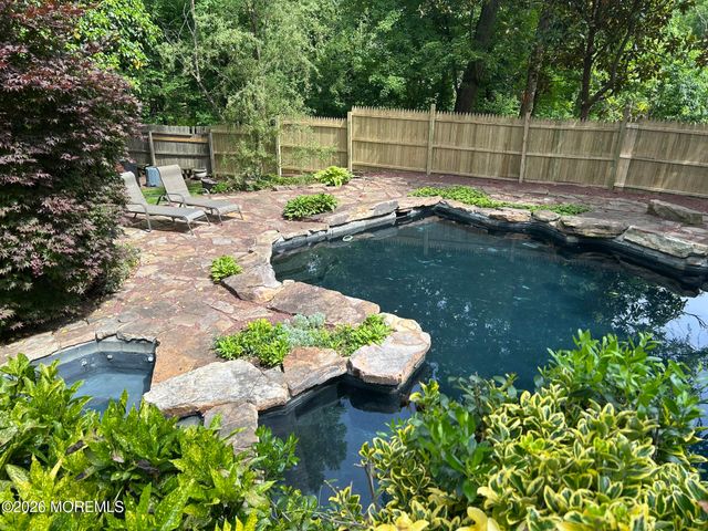 46 Thomas Drive, Manalapan, NJ 07726