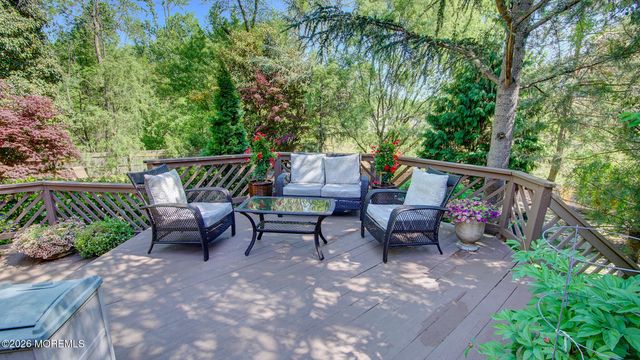 46 Thomas Drive, Manalapan, NJ 07726