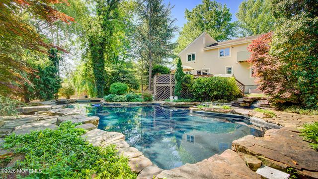 46 Thomas Drive, Manalapan, NJ 07726