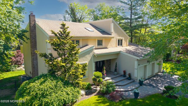 46 Thomas Drive, Manalapan, NJ 07726