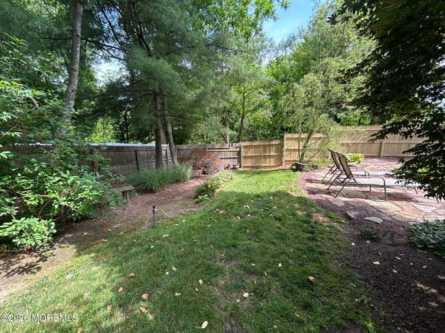 46 Thomas Drive, Manalapan, NJ 07726