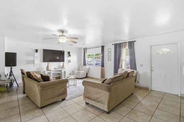 8230 SW 4th Place, North Lauderdale, FL 33068