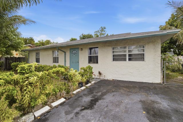 8230 SW 4th Place, North Lauderdale, FL 33068