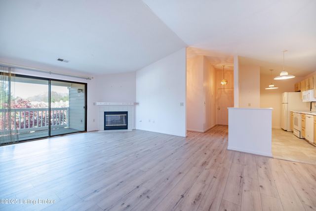 310 Ethridge Ave UNIT 207, Louisville, KY 40223