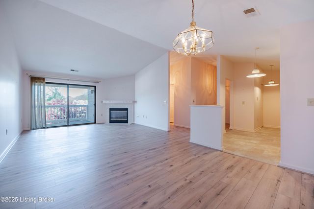 310 Ethridge Ave UNIT 207, Louisville, KY 40223