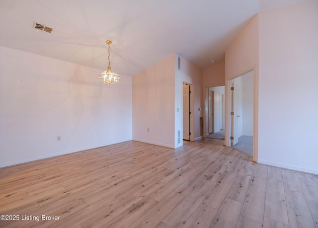 310 Ethridge Ave UNIT 207, Louisville, KY 40223