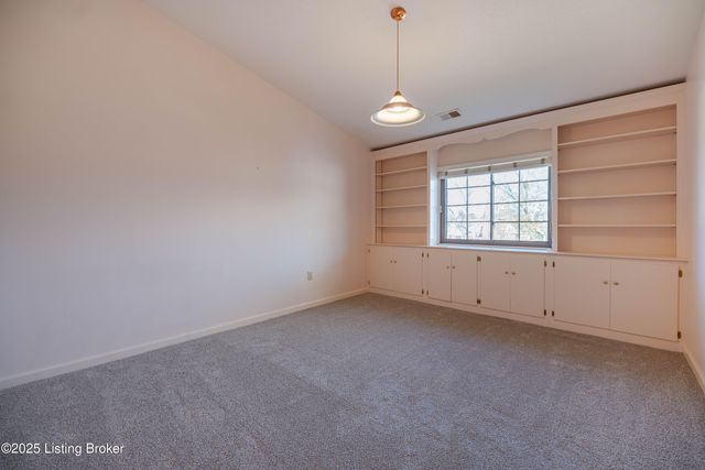 310 Ethridge Ave UNIT 207, Louisville, KY 40223