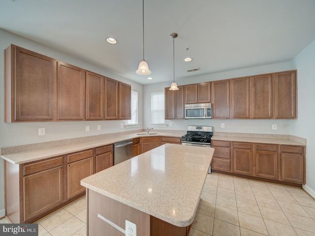 228 BUCKEYE CIR, La Plata, MD 20646