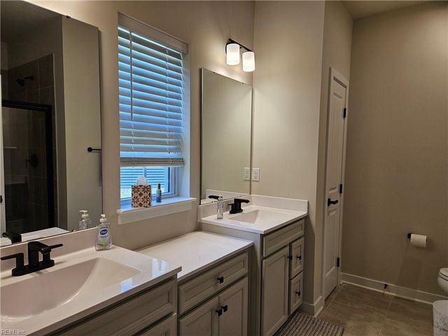 2213 Mainsail DR, Carrollton, VA 23314