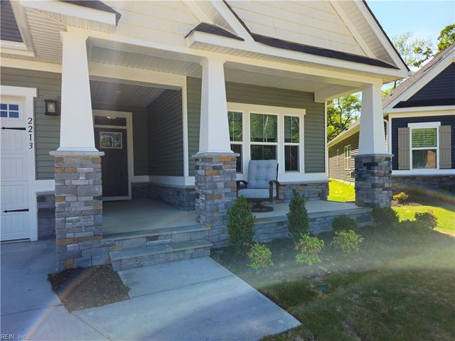 2213 Mainsail DR, Carrollton, VA 23314