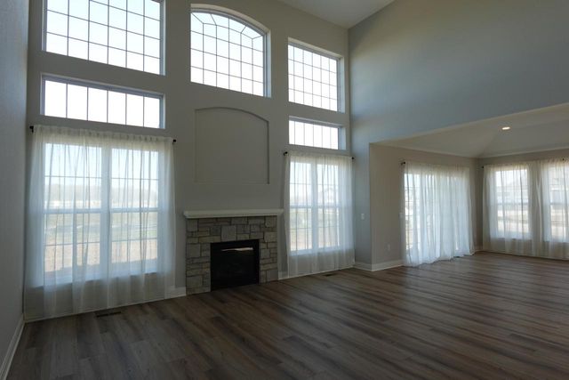 9866 Cygnet COURT, Mequon, WI 53097