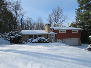 120 Virginia St, Unity Twp, PA 15650
