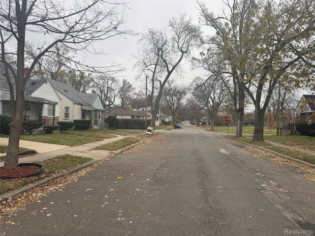 17229 Heyden Street, Detroit, MI 48219