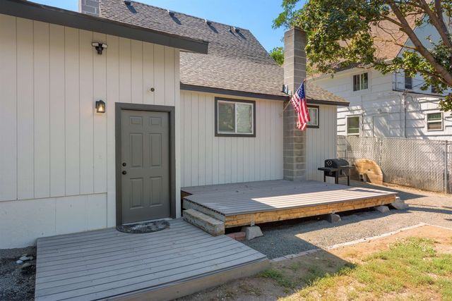 1020 W Spofford Ave, Spokane, WA 99205