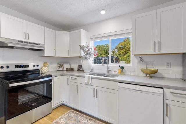 1020 W Spofford Ave, Spokane, WA 99205