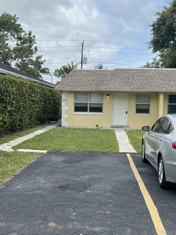 1335 NW 7th Terrace, Fort Lauderdale, FL 33311