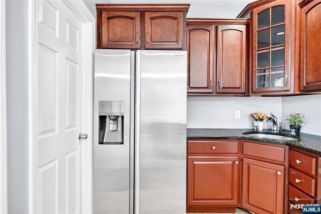 499 Paramus Road, Paramus, NJ 07652