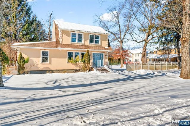 499 Paramus Road, Paramus, NJ 07652