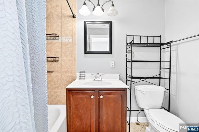 499 Paramus Road, Paramus, NJ 07652