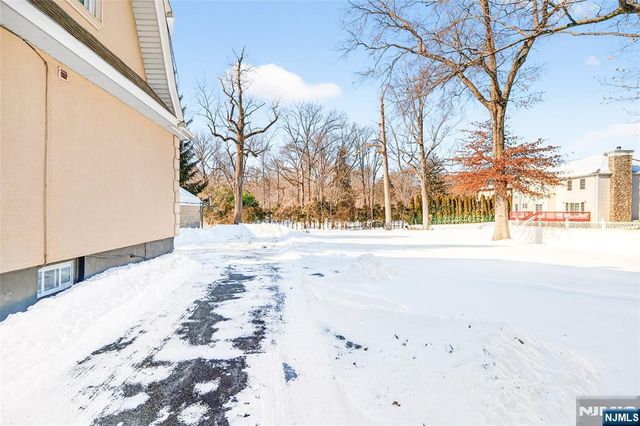 499 Paramus Road, Paramus, NJ 07652