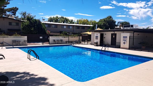 1318 S Avenida Polar -- F208, Tucson, AZ 85710