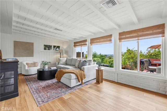8407 Broadacre Drive, Sun Valley, CA 91352