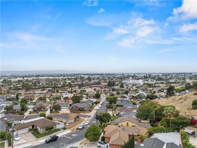 8407 Broadacre Drive, Sun Valley, CA 91352