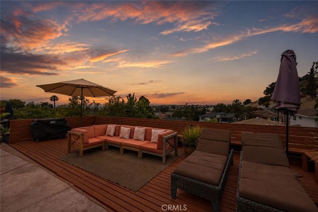 8407 Broadacre Drive, Sun Valley, CA 91352