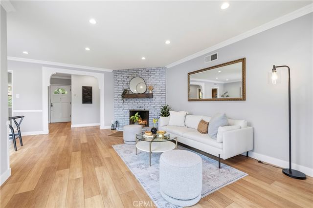 8407 Broadacre Drive, Sun Valley, CA 91352