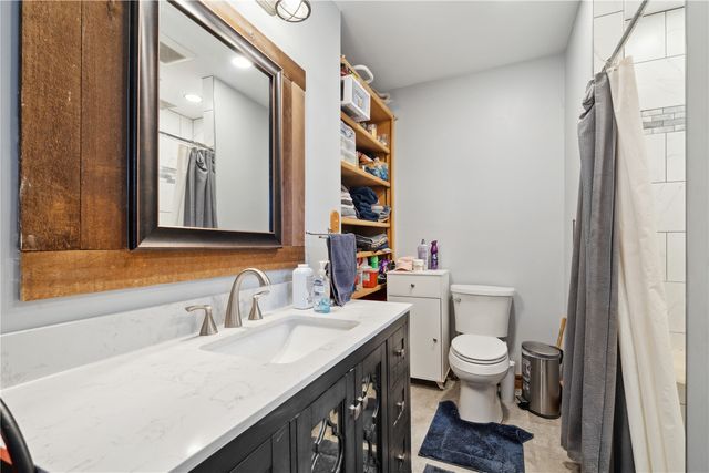 829 Union Avenue, Lowden, IA 52255